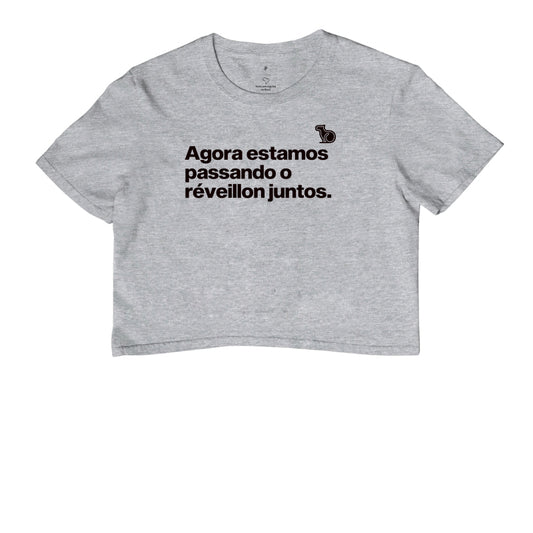 CROPPED CASAL AGORA ESTAMOS PASSANDO O RÉVEILLON JUNTOS