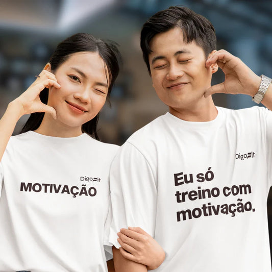 KIT CAMISETAS CASAL EU SÓ TREINO COM MOTIVAÇÃO