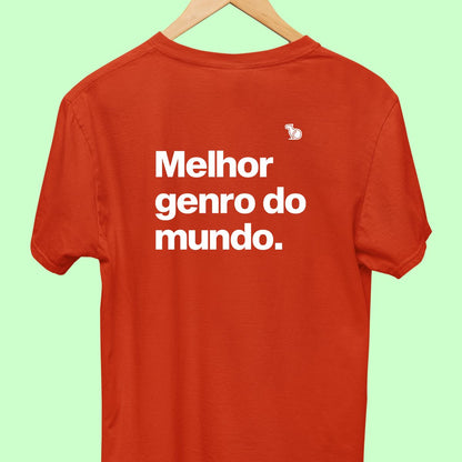 Camiseta com a frase "Melhor genro do mundo." masculina vermelha.