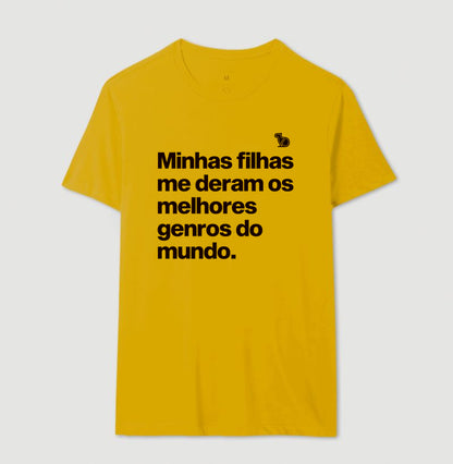 CAMISETA MINHAS FILHAS ME DERAM OS MELHORES GENROS DO MUNDO