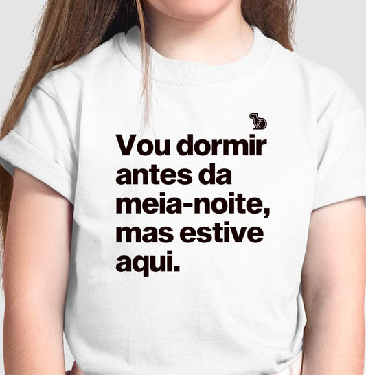 CAMISETA INFANTIL ANO NOVO VOU DORMIR ANTES DA MEIA-NOITE