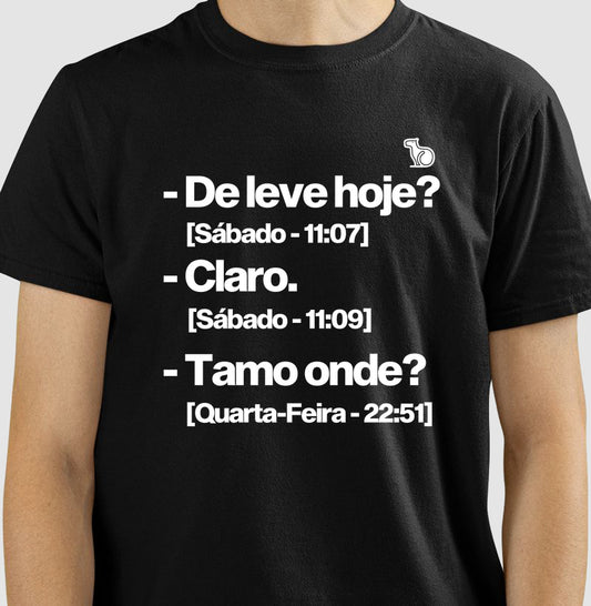 CAMISETA CARNAVAL NUNCA É DE LEVE