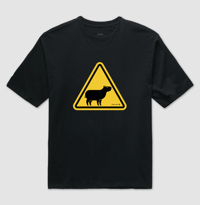 CAMISETA OVERSIZED CUIDADO CAPIVARA