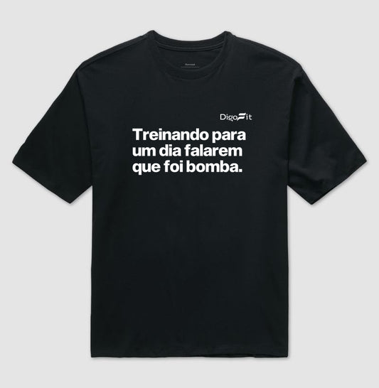 OVERSIZED ACADEMIA TREINANDO PARA FALAREM QUE FOI BOMBA