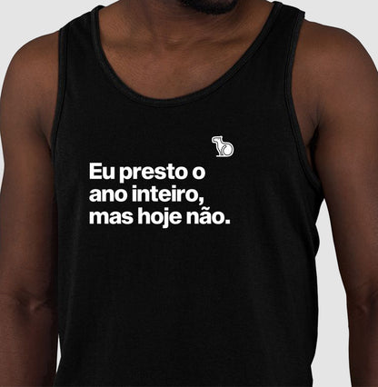 CAMISETA REGATA CARNAVAL EU PRESTO O ANO TODO