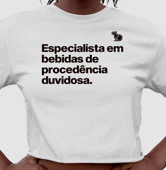 CROPPED ESPECIALISTA EM BEBIDAS DUVIDOSAS