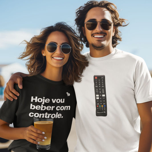 KIT CAMISETAS CASAL CARNAVAL HOJE VOU BEBER COM CONTROLE