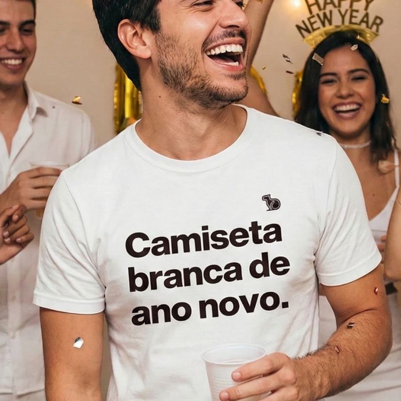 CAMISETA BRANCA DE ANO NOVO