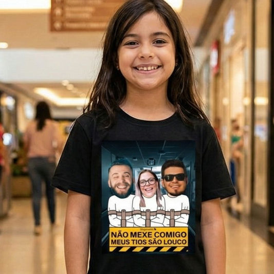 CAMISETA INFANTIL PERSONALIZADA MINHA TIA / TIO LOUCOS