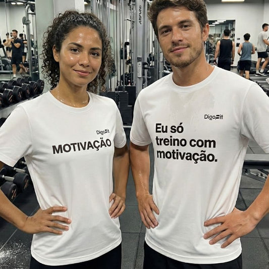 KIT CAMISETAS CASAL EU SÓ TREINO COM MOTIVAÇÃO