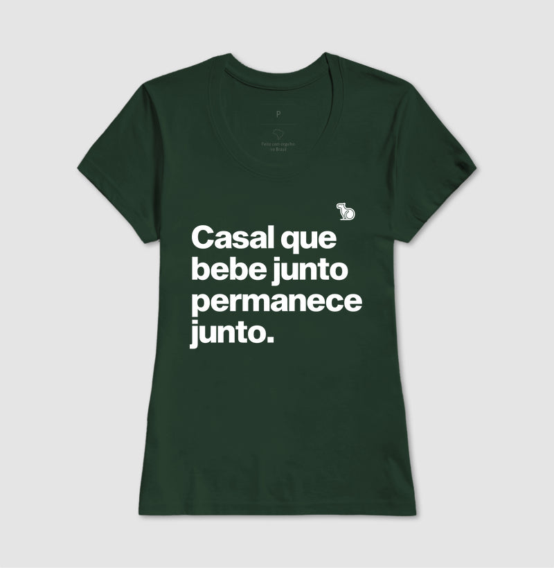 CAMISETA CASAL QUE BEBE JUNTO