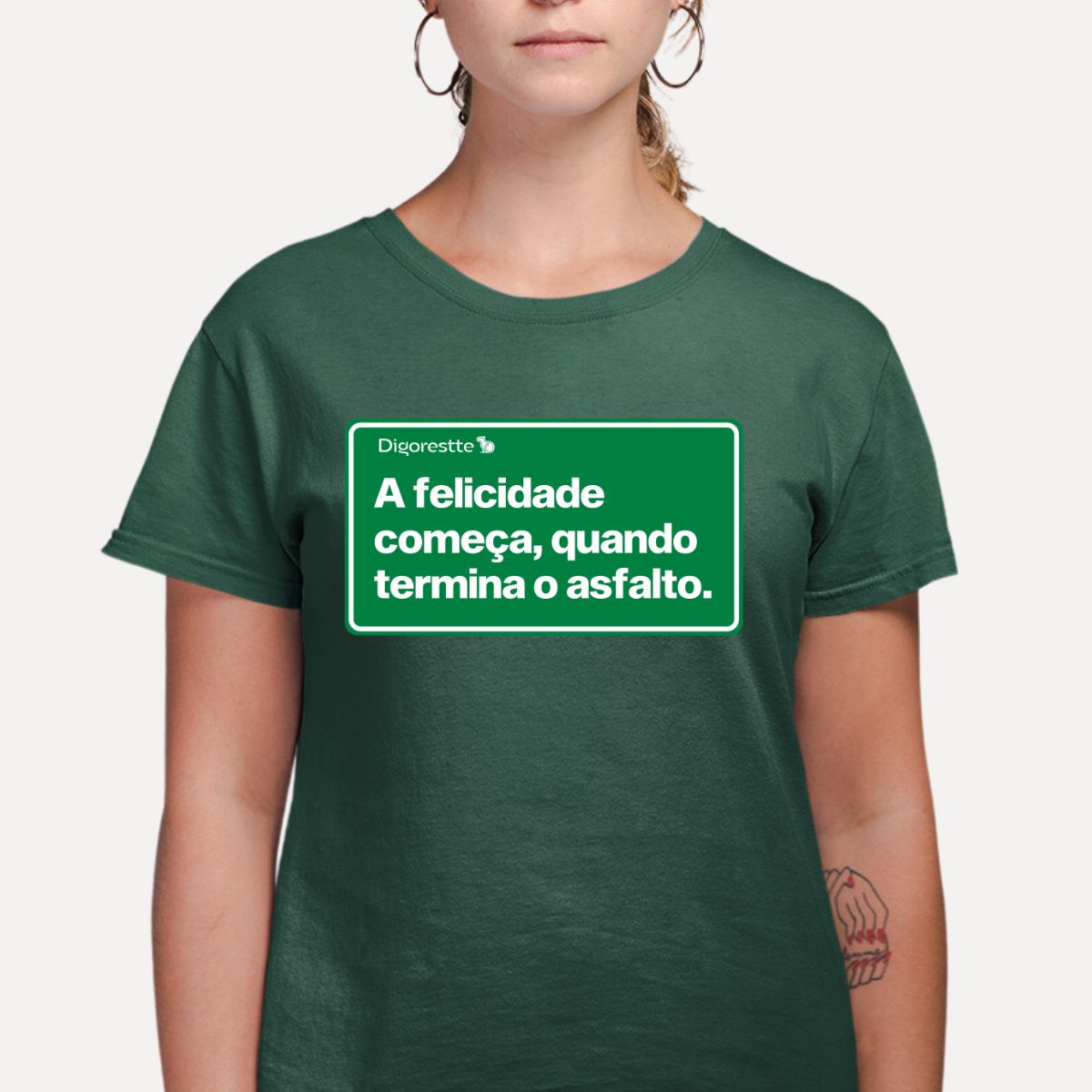 CAMISETA FELICIDADE DEPOIS DO ASFALTO