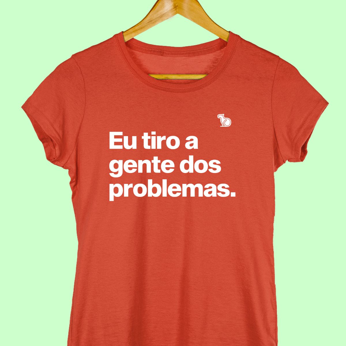 CAMISETA CASAL 02 - UM COLOCA EM PROBLEMAS OUTRO TIRA