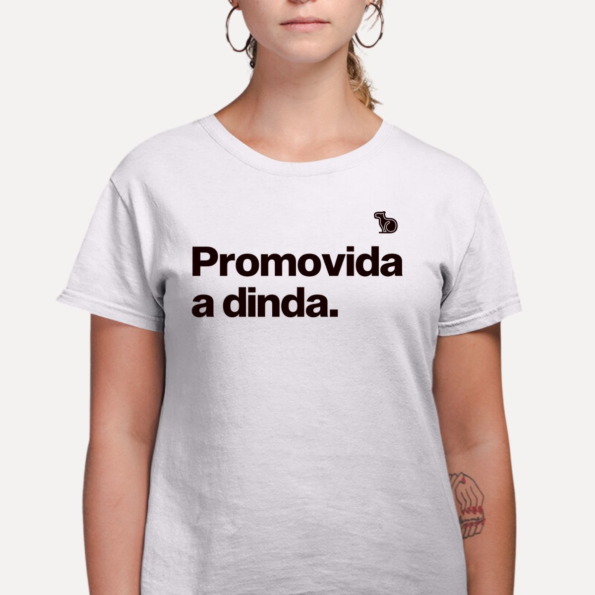 CAMISETA PROMOVIDA A DINDA