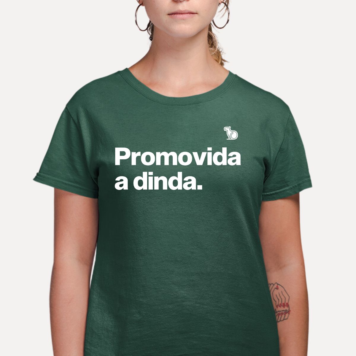 CAMISETA PROMOVIDA A DINDA