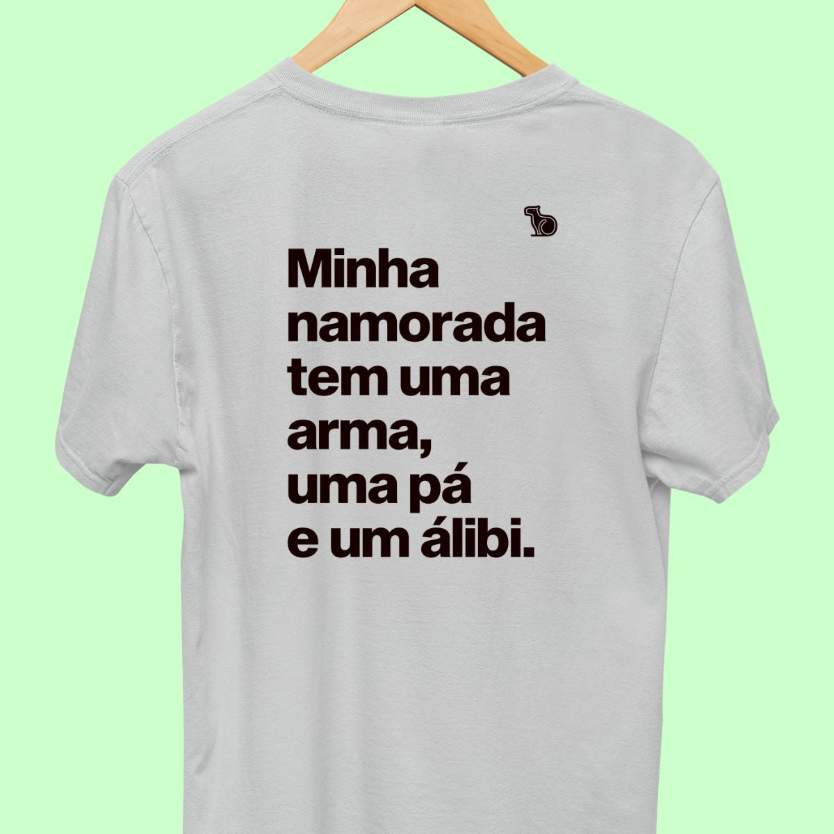 CAMISETA NAMORADA COM ÁLIBI