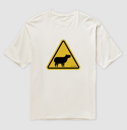 CAMISETA OVERSIZED CUIDADO CAPIVARA